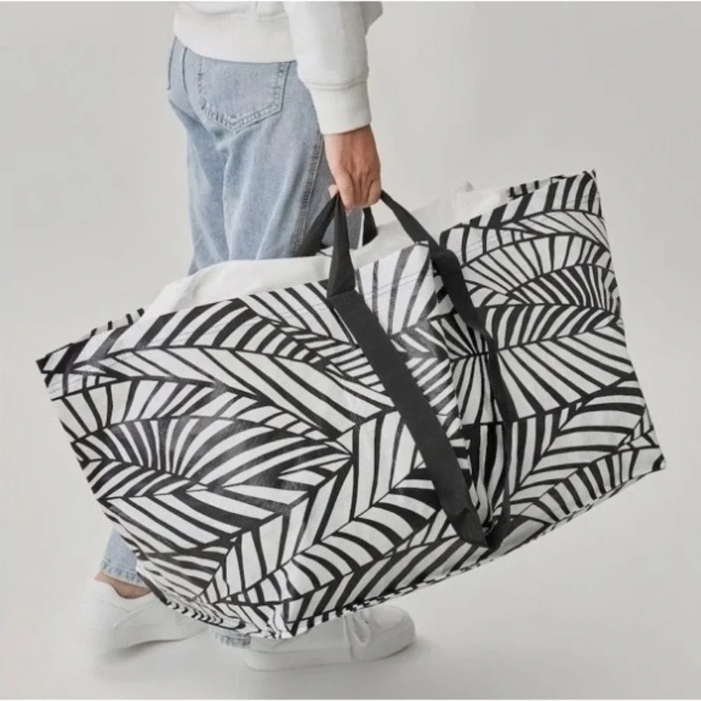 Lot of 6 IKEA SLUKIS Extra Large Storage Bags Black White Leaf Pattern Tote